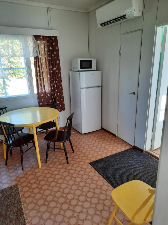 Punavilla Majoitus Tasanko Säkylä Esterno foto