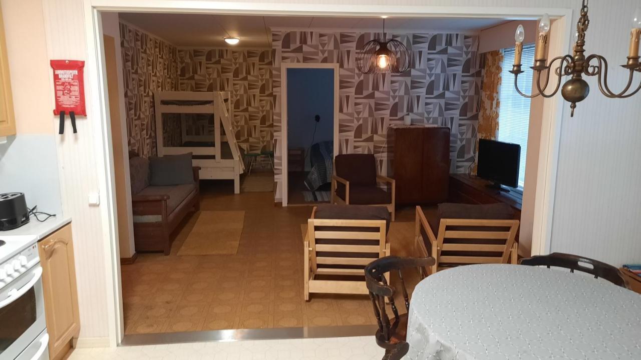 Punavilla Majoitus Tasanko Säkylä Esterno foto